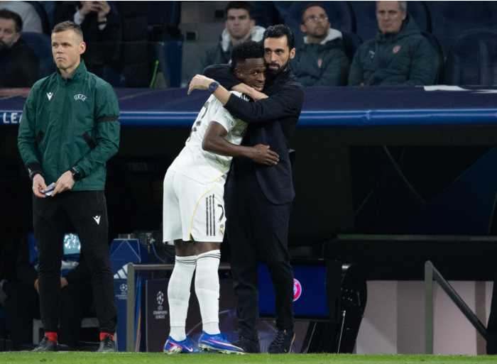 皇马1.8亿巨星上位！新帅力挺，比阿隆索公正，双核战术成亮点